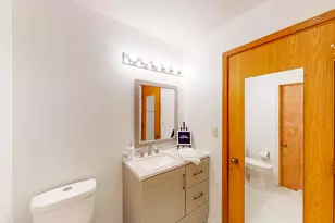 468 Minnesota Cir, Carol Stream, IL 60188 - Photo 25