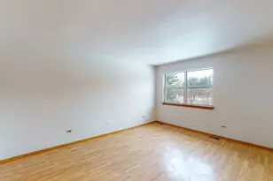 468 Minnesota Cir, Carol Stream, IL 60188 - Photo 19