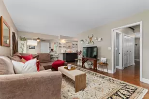 1305 Dancer Ct, Libertyville, IL 60048 - Photo 9