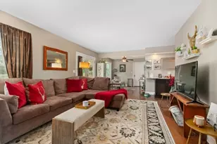 1305 Dancer Ct, Libertyville, IL 60048 - Photo 11