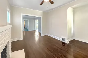 525 N Taylor Ave, Oak Park, IL 60302 - Photo 3