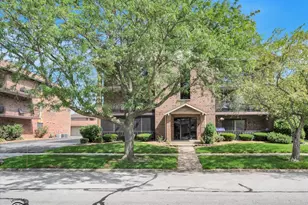 8124 W 169th St, Tinley Park, IL 60477 - Photo 1
