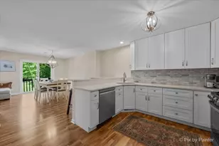 624 Daisy Ln, Roselle, IL 60172 - Photo 11