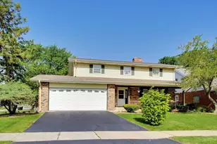 18026 State Line Ave, Lansing, IL 60438 - Photo 3