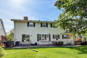 18026 State Line Ave, Lansing, IL 60438 - Photo 39