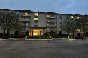 110 W Butterfield Rd, Elmhurst, IL 60126 - Photo 17