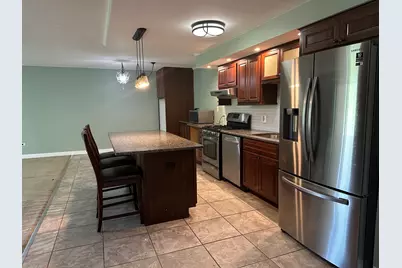 110 W Butterfield Road #402S, Elmhurst, IL 60126 - Photo 3