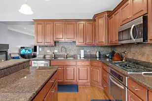 17943 Fountain Cir, Orland Park, IL 60467 - Photo 13
