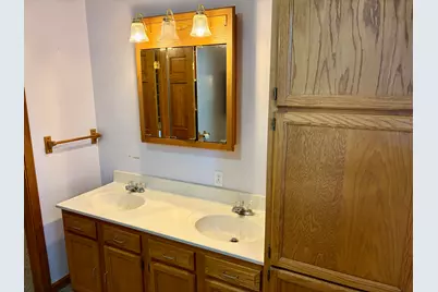 221 N George Street, Clifton, IL 61727 - Photo 27