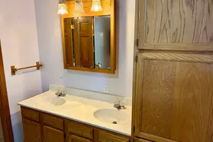 221 N George St, Clifton, IL 61727 - Photo 27
