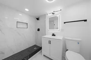 [Address not provided], Maywood, IL 60153 - Photo 15