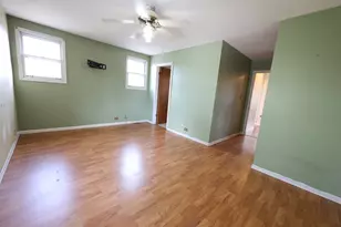 10838 S Wallace St, Chicago, IL 60628 - Photo 21