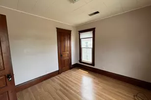 724 S Main St, Kewanee, IL 61443 - Photo 25