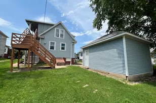 724 S Main St, Kewanee, IL 61443 - Photo 3