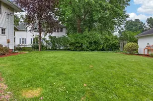 1605 E Taylor St, Bloomington, IL 61701 - Photo 33