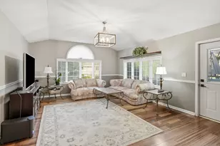 919 Hillview Dr, Lemont, IL 60439 - Photo 15