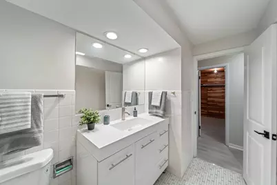 4945 N Neva Avenue, Chicago, IL 60656 - Photo 11