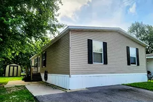 81 Apple Ln, Bourbonnais, IL 60914 - Photo 1