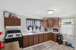 1723 W 4th St, Dixon, IL 61021 - Photo 11