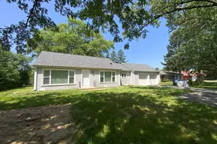 340 Sanders Rd, Northbrook, IL 60062 - Photo 3