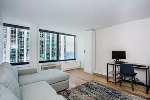 155 N Harbor Dr, Chicago, IL 60601 - Photo 19