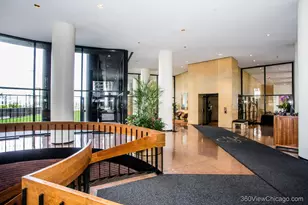 155 N Harbor Dr, Chicago, IL 60601 - Photo 3