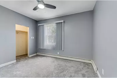 411 Wallace Street, Joliet, IL 60436 - Photo 7
