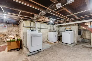 411 Wallace St, Joliet, IL 60436 - Photo 13