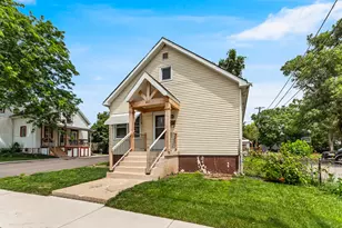 411 Wallace St, Joliet, IL 60436 - Photo 3
