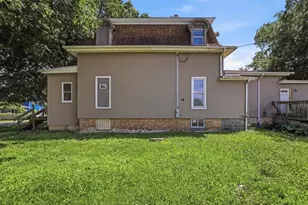 711 5th Ave, Sterling, IL 61081 - Photo 7