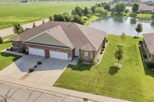 23911 S Fugett Dr, Manhattan, IL 60442 - Photo 1