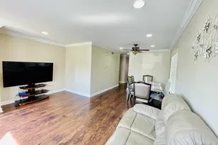 527 Heritage Dr, Oswego, IL 60543 - Photo 3