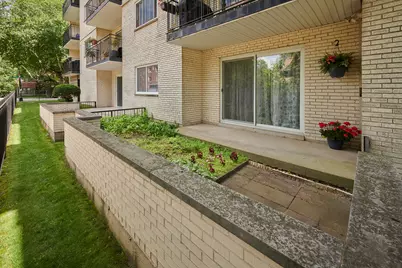7074 N Ridge Boulevard #1E, Chicago, IL 60645 - Photo 23