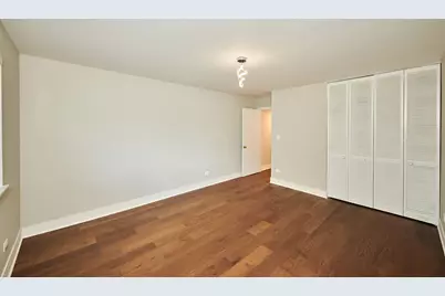 7074 N Ridge Boulevard #1E, Chicago, IL 60645 - Photo 21