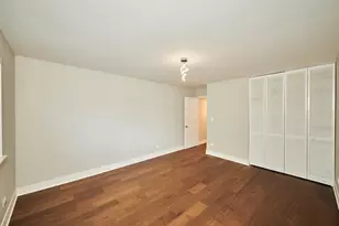 7074 N Ridge Blvd, Chicago, IL 60645 - Photo 21