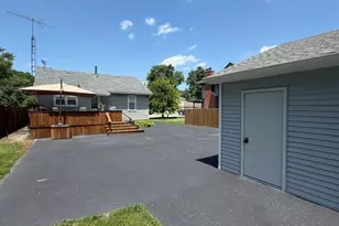 129 Laurel St, Wilmington, IL 60481 - Photo 29