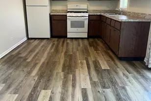 608 N Washington Ave, Batavia, IL 60510 - Photo 3