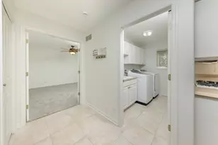 2855 Clara Ave, Aurora, IL 60504 - Photo 25