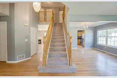 2464 Blue Spruce Lane, Aurora, IL 60502 - Photo 3