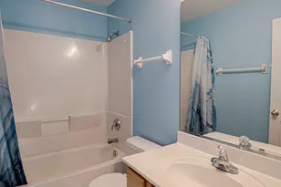 2464 Blue Spruce Ln, Aurora, IL 60502 - Photo 15