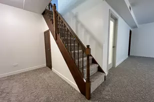 2416 W Foster Ave, Chicago, IL 60625 - Photo 37