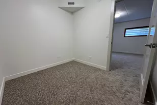 2416 W Foster Ave, Chicago, IL 60625 - Photo 47