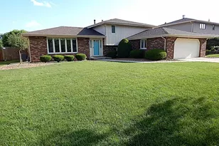 8101 Braeburn Ln, Orland Park, IL 60462 - Photo 43