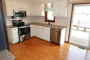 8101 Braeburn Ln, Orland Park, IL 60462 - Photo 5