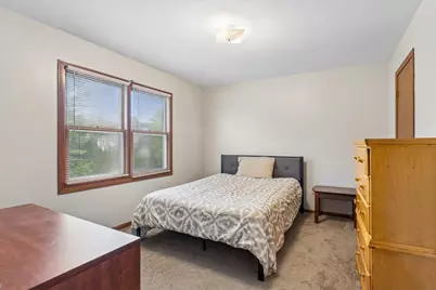 1056 Fox Valley Drive, Aurora, IL 60504 - Photo 15