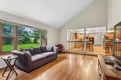 1056 Fox Valley Drive, Aurora, IL 60504 - Photo 7