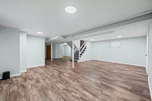 4953 N Meade Ave, Chicago, IL 60630 - Photo 23
