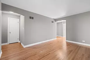 4953 N Meade Ave, Chicago, IL 60630 - Photo 7