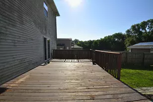 512 E Bronson St, Streator, IL 61364 - Photo 25