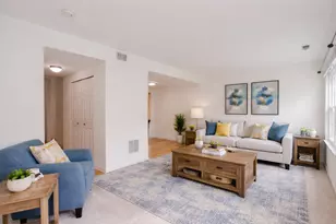 1217 N Village Dr, Round Lake Beach, IL 60073 - Photo 5